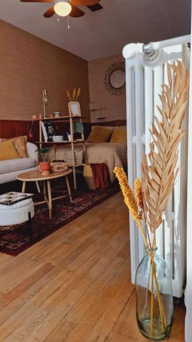 Studio 2 Pers Aux Inspirations 60S Chalon-sur-Saône Dış mekan fotoğraf