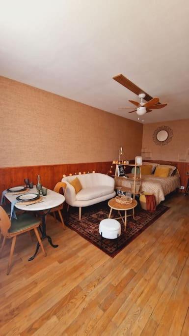 Studio 2 Pers Aux Inspirations 60S Chalon-sur-Saône Dış mekan fotoğraf